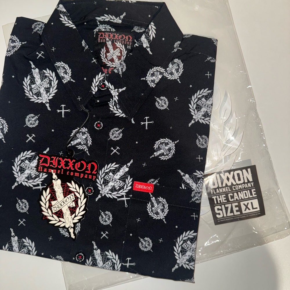 **NWT DIXXON THE CANDLE SHORT SLEEVE PARTY SHIRT